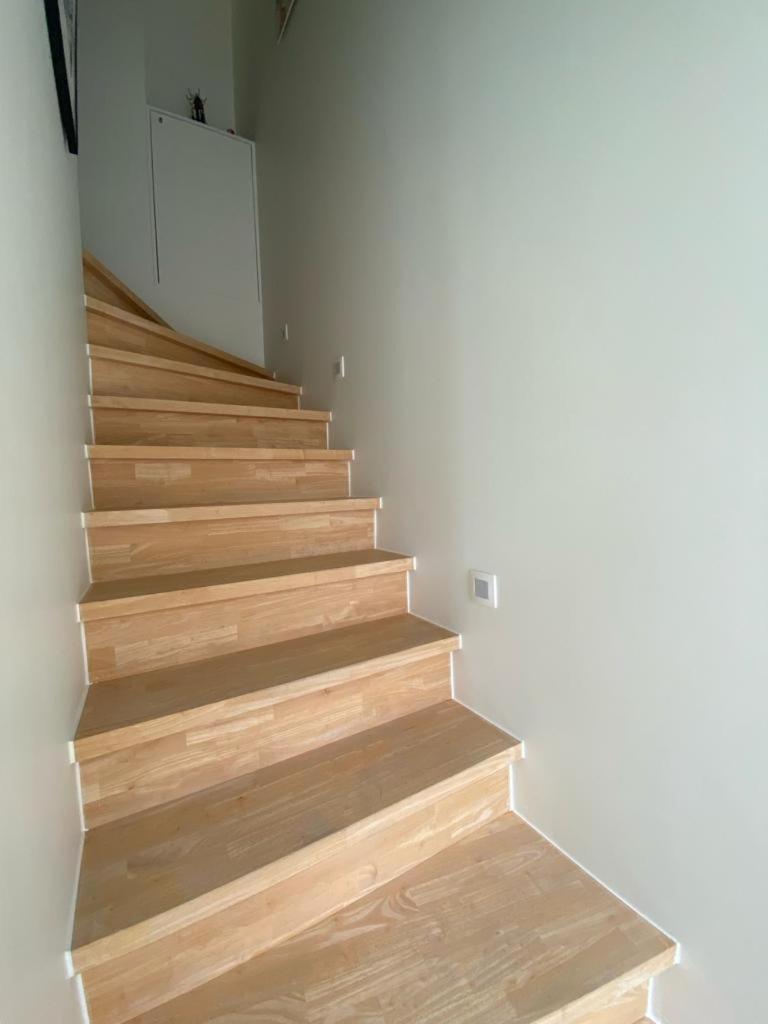 Recent En Lichtrijk Duplex-Appartement Te فينداوني المظهر الخارجي الصورة